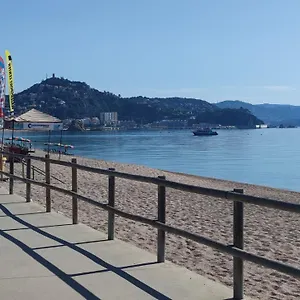 Casa Junto Al Mar Сasa de vacaciones Blanes
